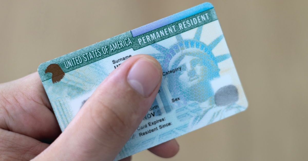 Ice Detains Green Card Holder: A Wake Up Call For Immigrants In America - e3lg7vi